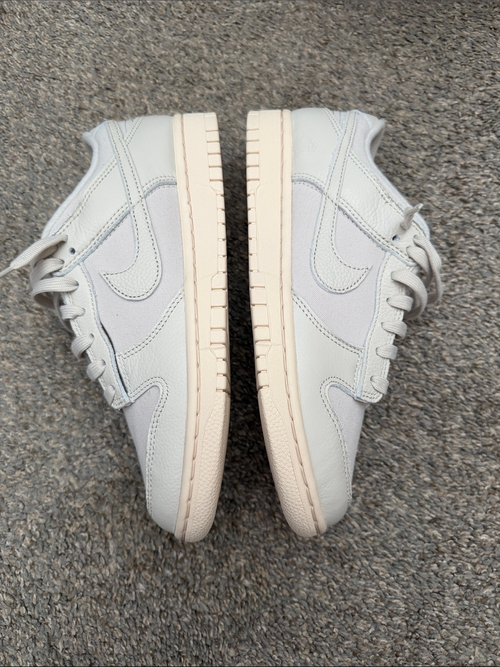 Men’s Nike Dunks - Picture 3 of 6